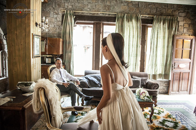 bride and her father 094 ΡΟΜΑΝΤΙΚΕΣ ΦΩΤΟΓΡΑΦΙΕΣ ΓΑΜΟΥ