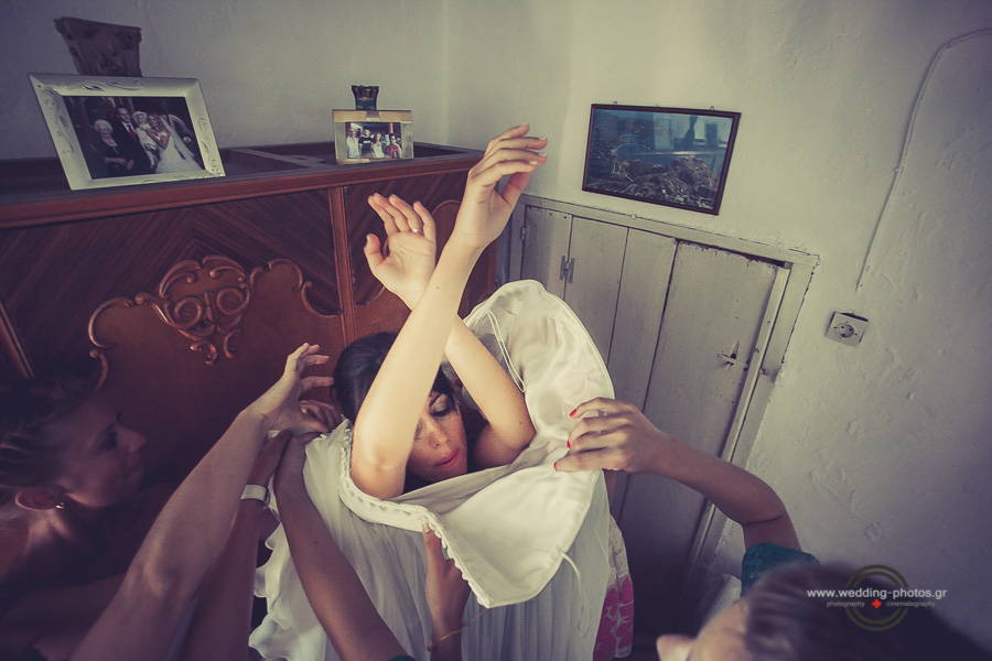 158 WEDDING PHOTOS BRIDE PREPARATION