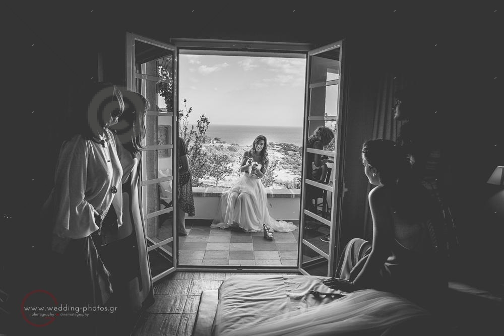 find the best wedding photographers Greece